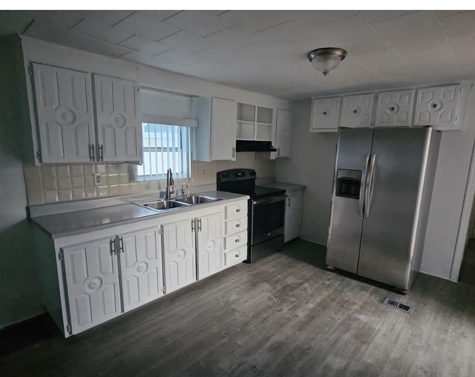 CORAL CAY - Residential