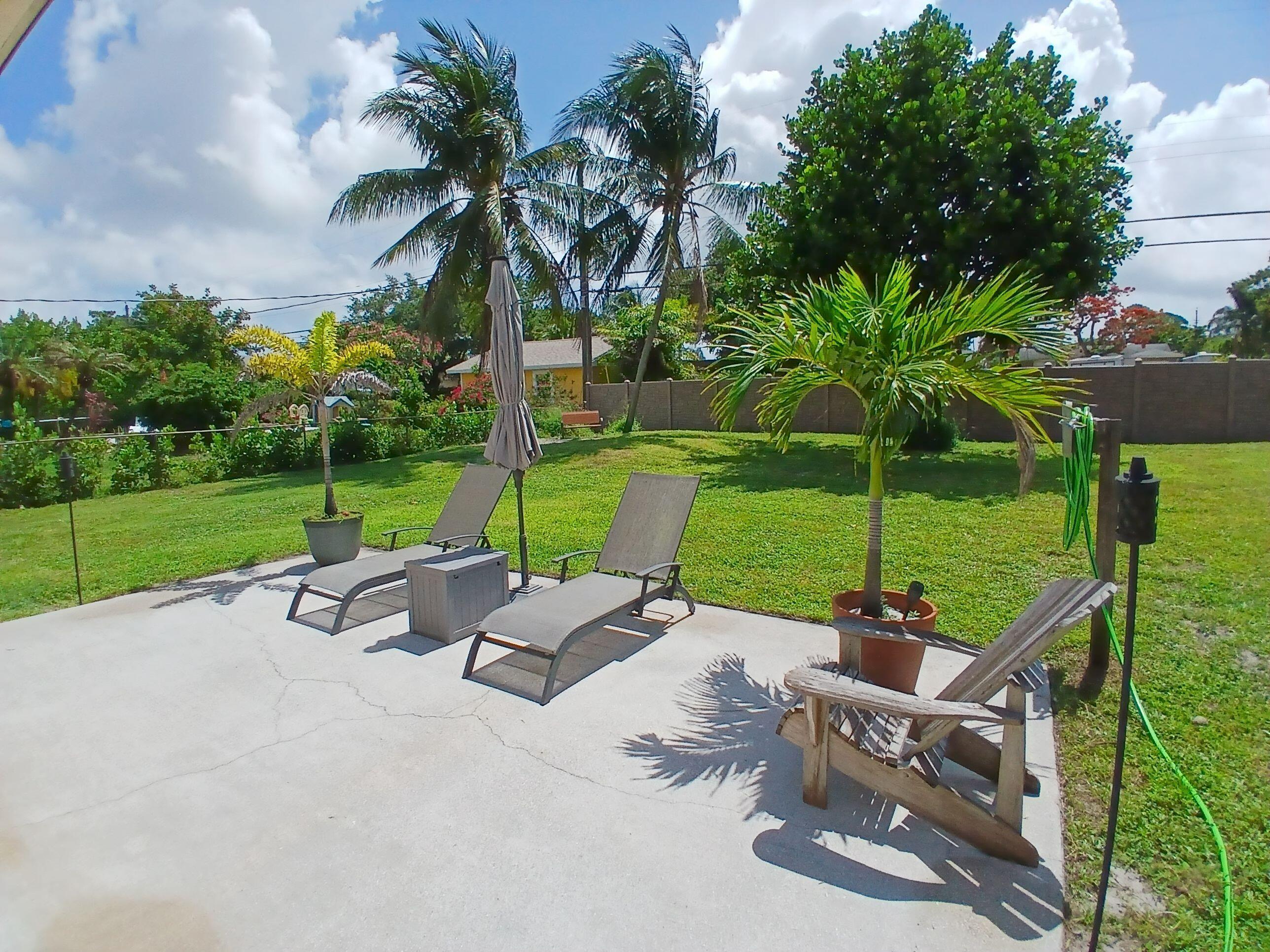 FLORAL PARK LANTANA - Residential