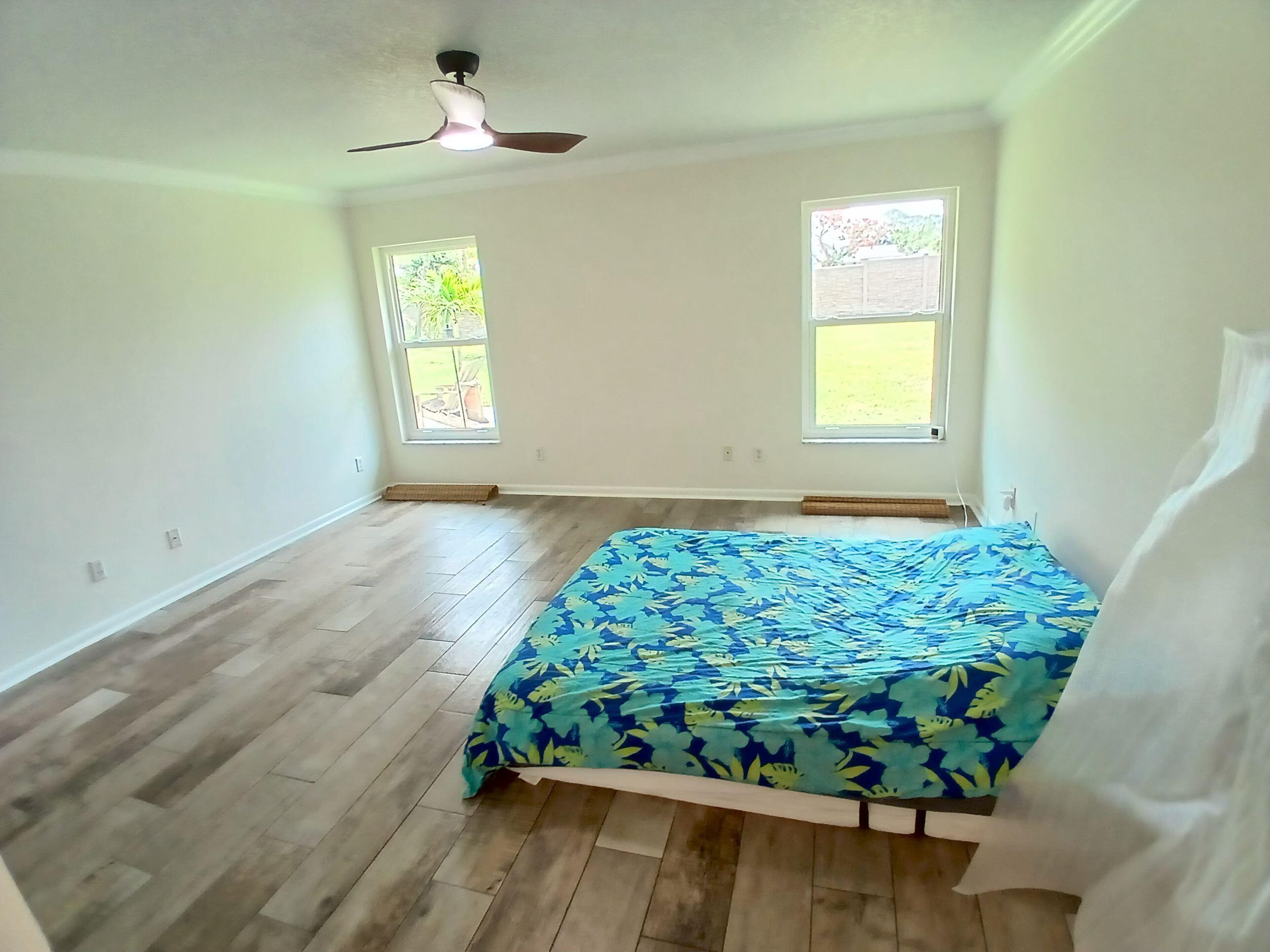 FLORAL PARK LANTANA - Residential