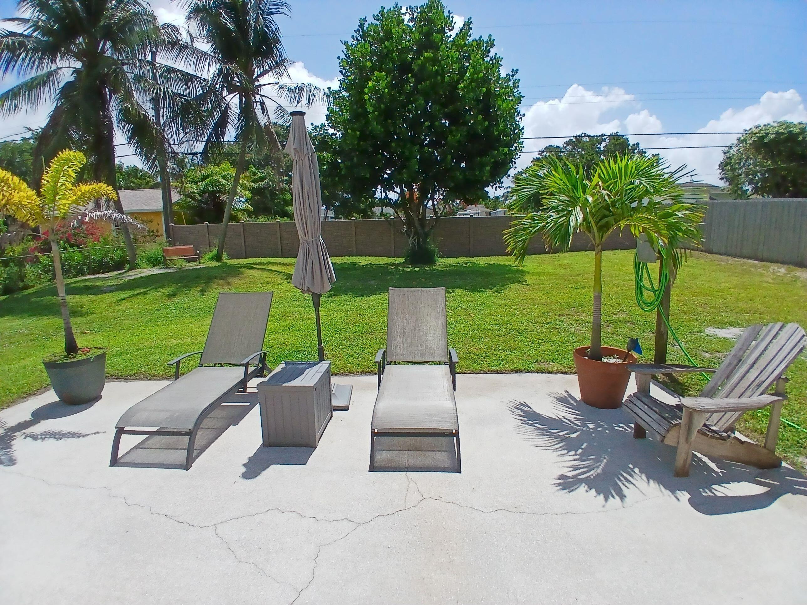 FLORAL PARK LANTANA - Residential