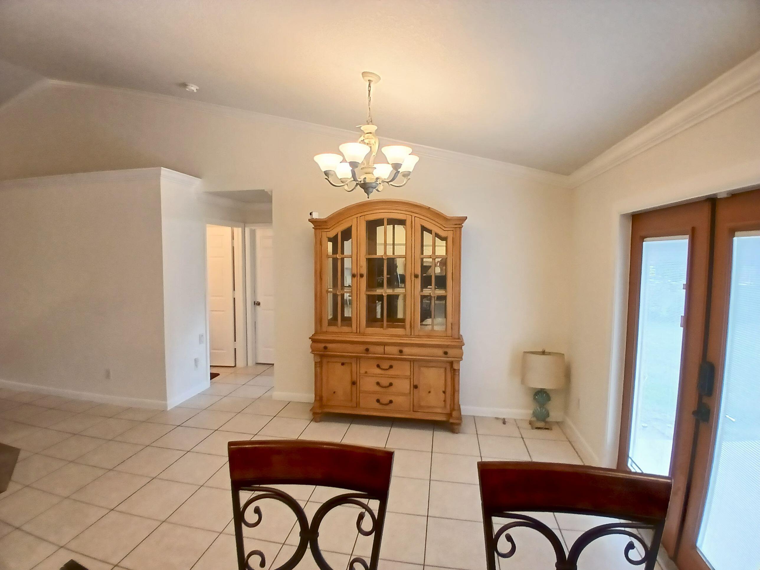 FLORAL PARK LANTANA - Residential