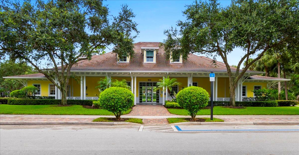 MARTINIQUE AT ABACOA - Residential