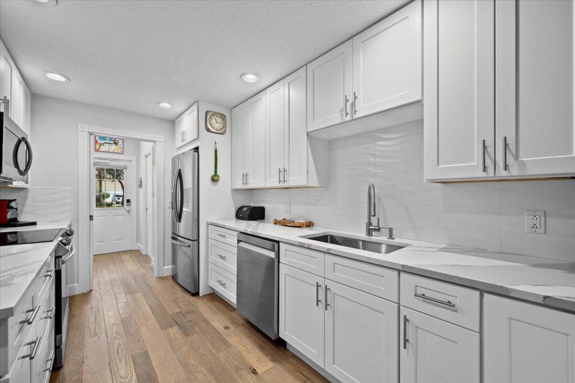 MARTINIQUE AT ABACOA - Residential