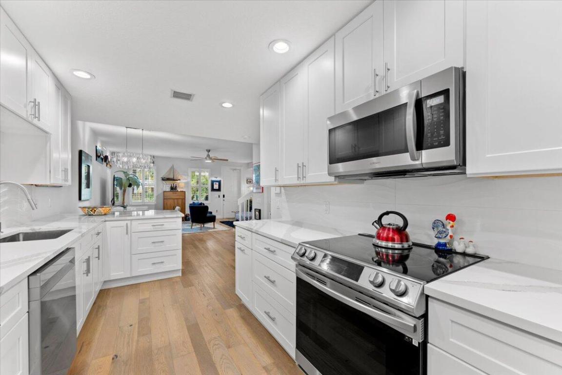 MARTINIQUE AT ABACOA - Residential