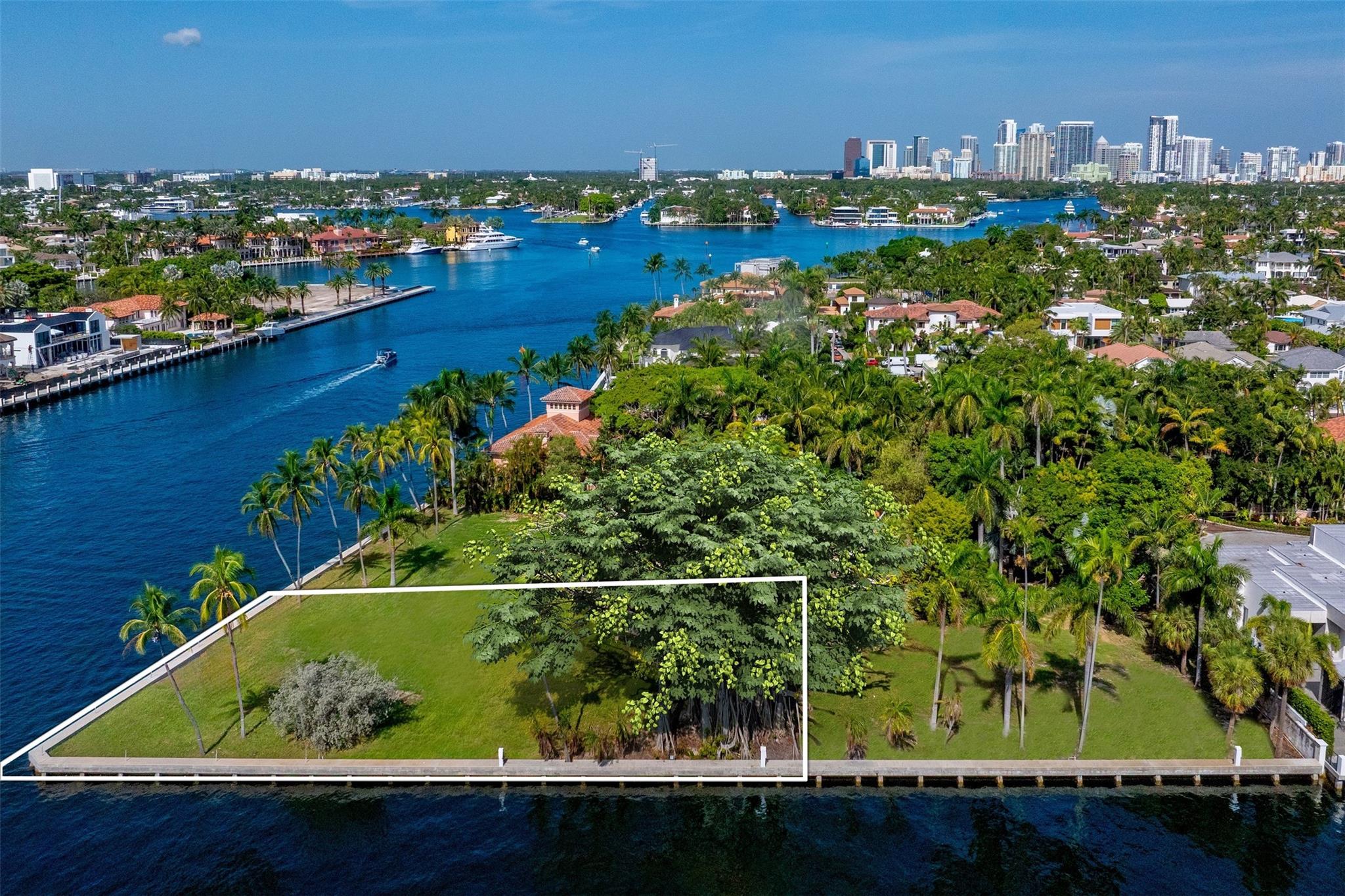 1000 Riviera Isle Dr