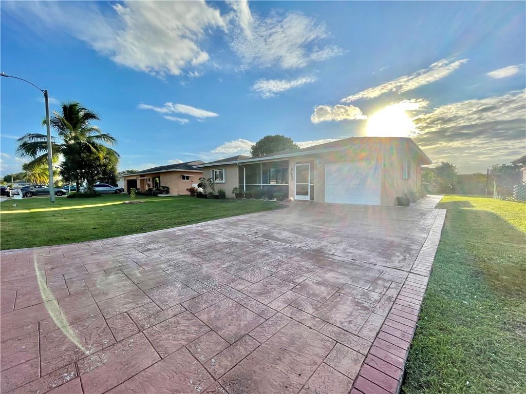 Westwood Community 3 77-4 - Residential