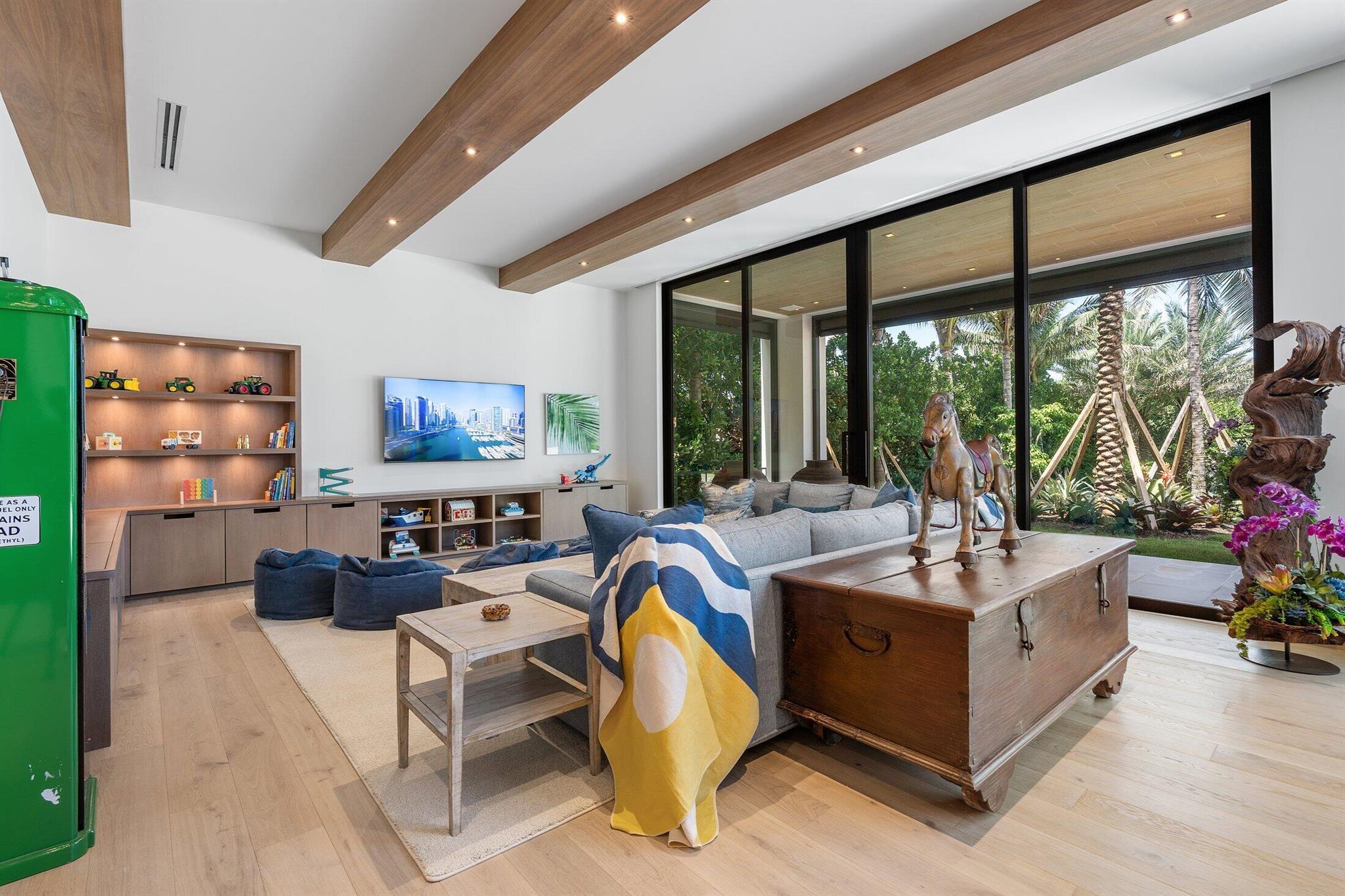 HYPOLUXO BEACH MAP - Residential