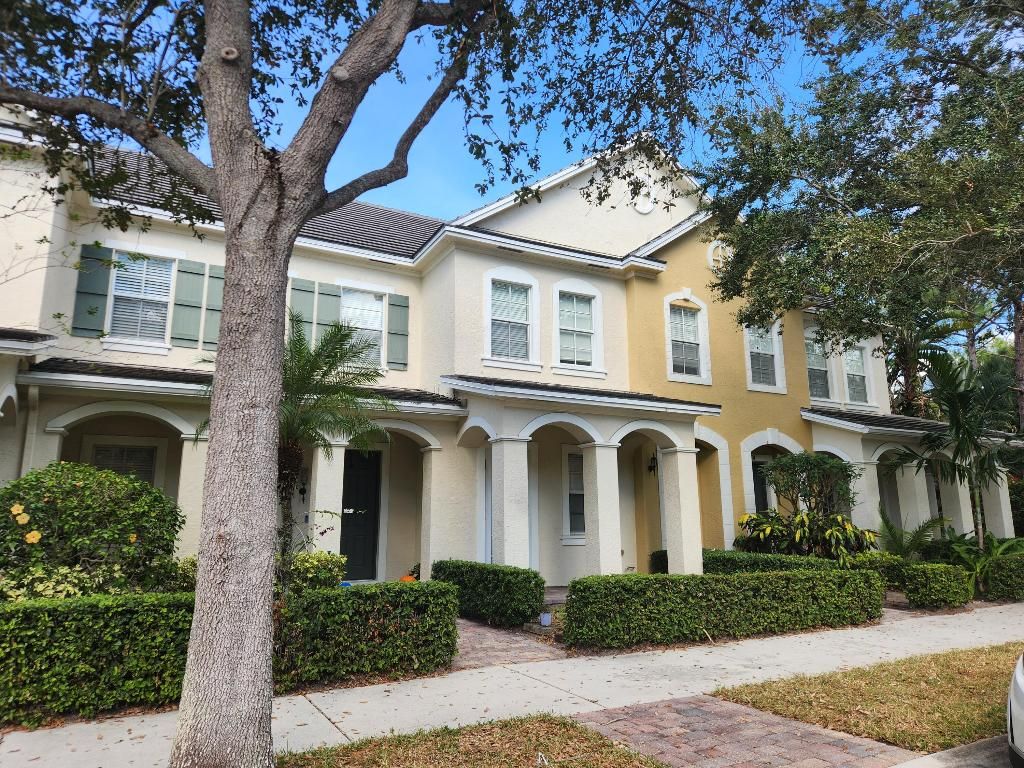 Photo of 705 Dakota Drive #705, Jupiter, FL 33458 (MLS # R11041148)