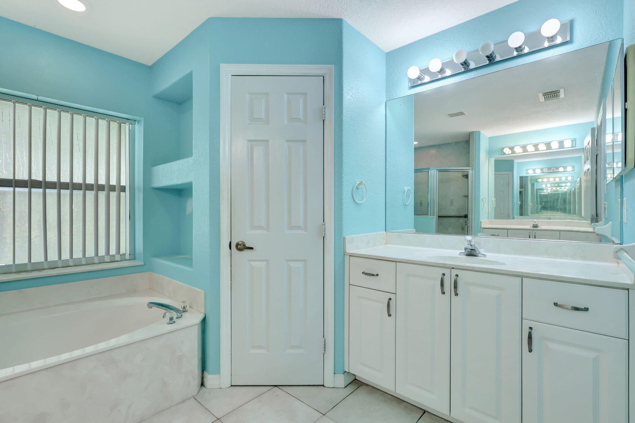 PORT ST LUCIE SECTION 48 - Residential Lease