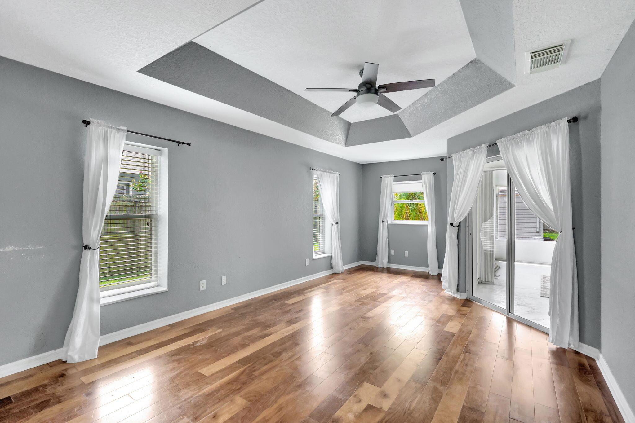 PORT ST LUCIE SECTION 48 - Residential Lease
