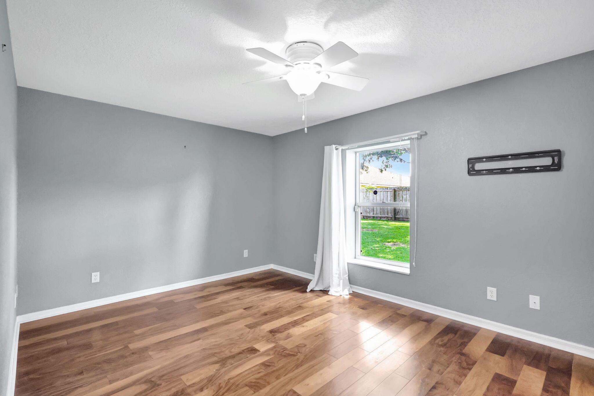 PORT ST LUCIE SECTION 48 - Residential Lease