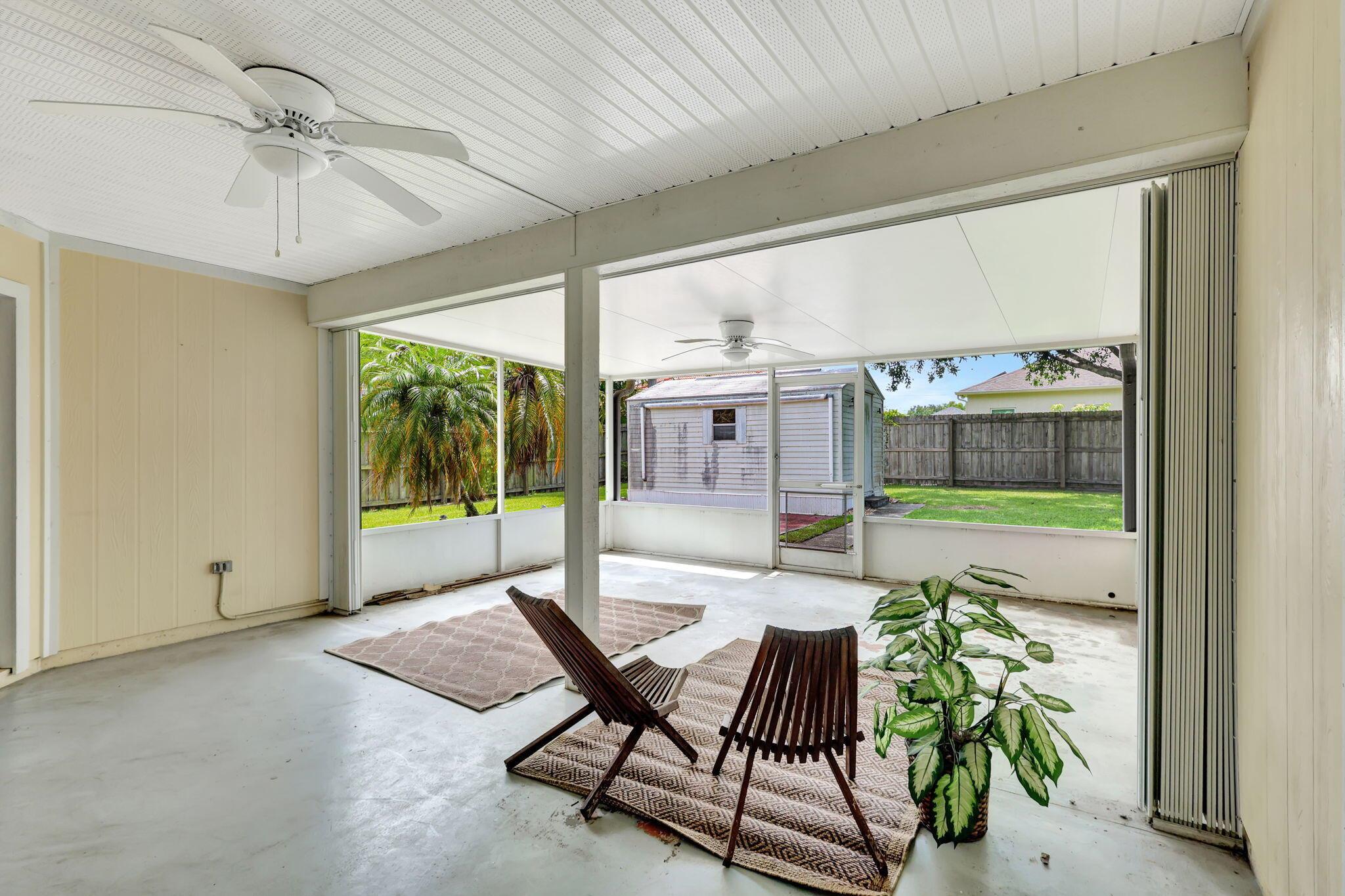 PORT ST LUCIE SECTION 48 - Residential Lease