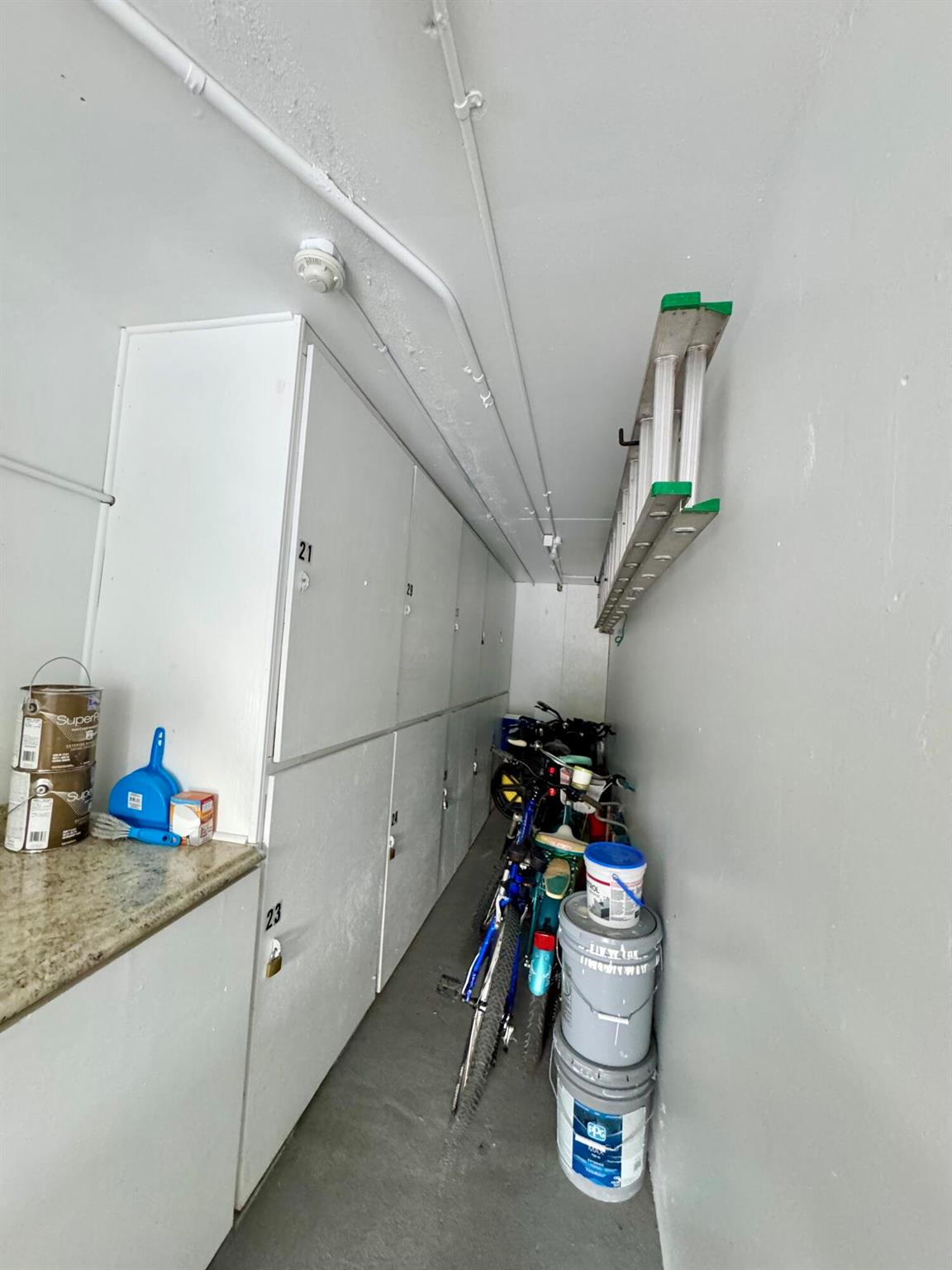 KESWICK B CONDO - Residential Lease