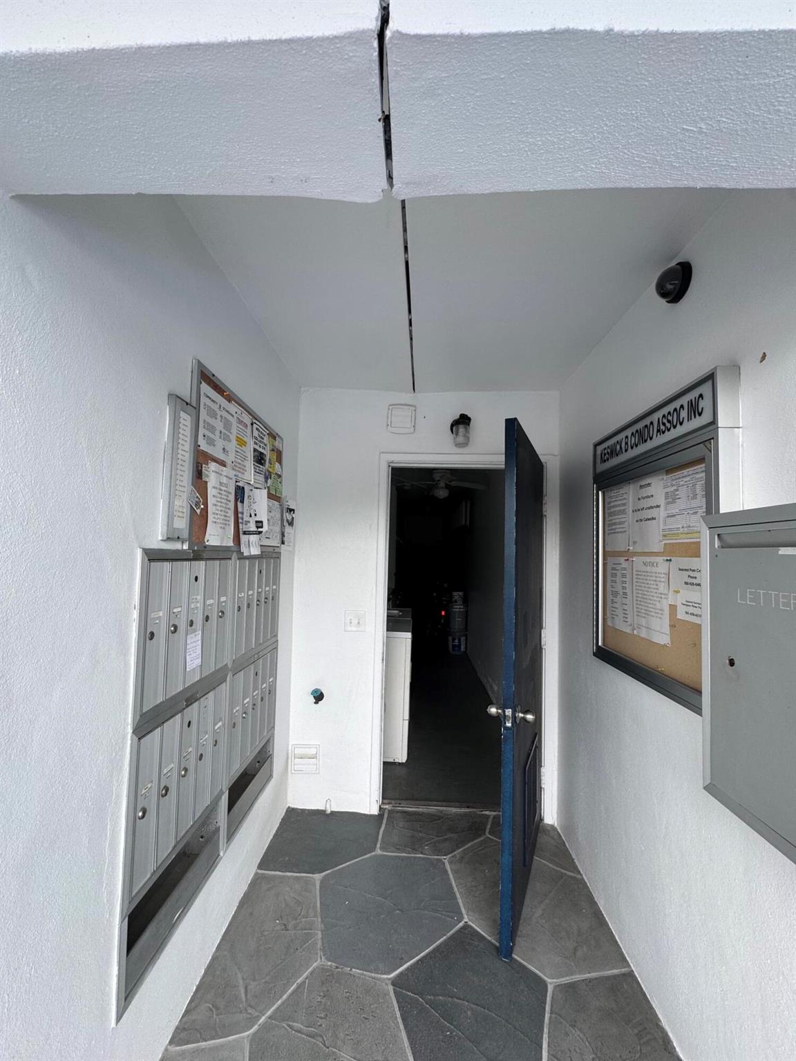 KESWICK B CONDO - Residential Lease