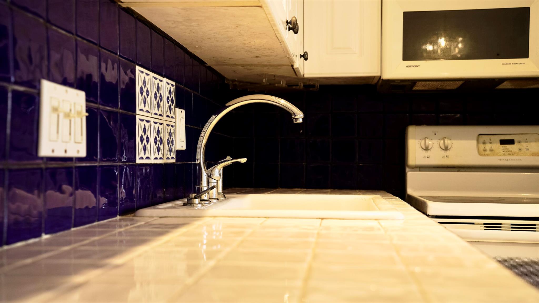 KESWICK B CONDO - Residential Lease