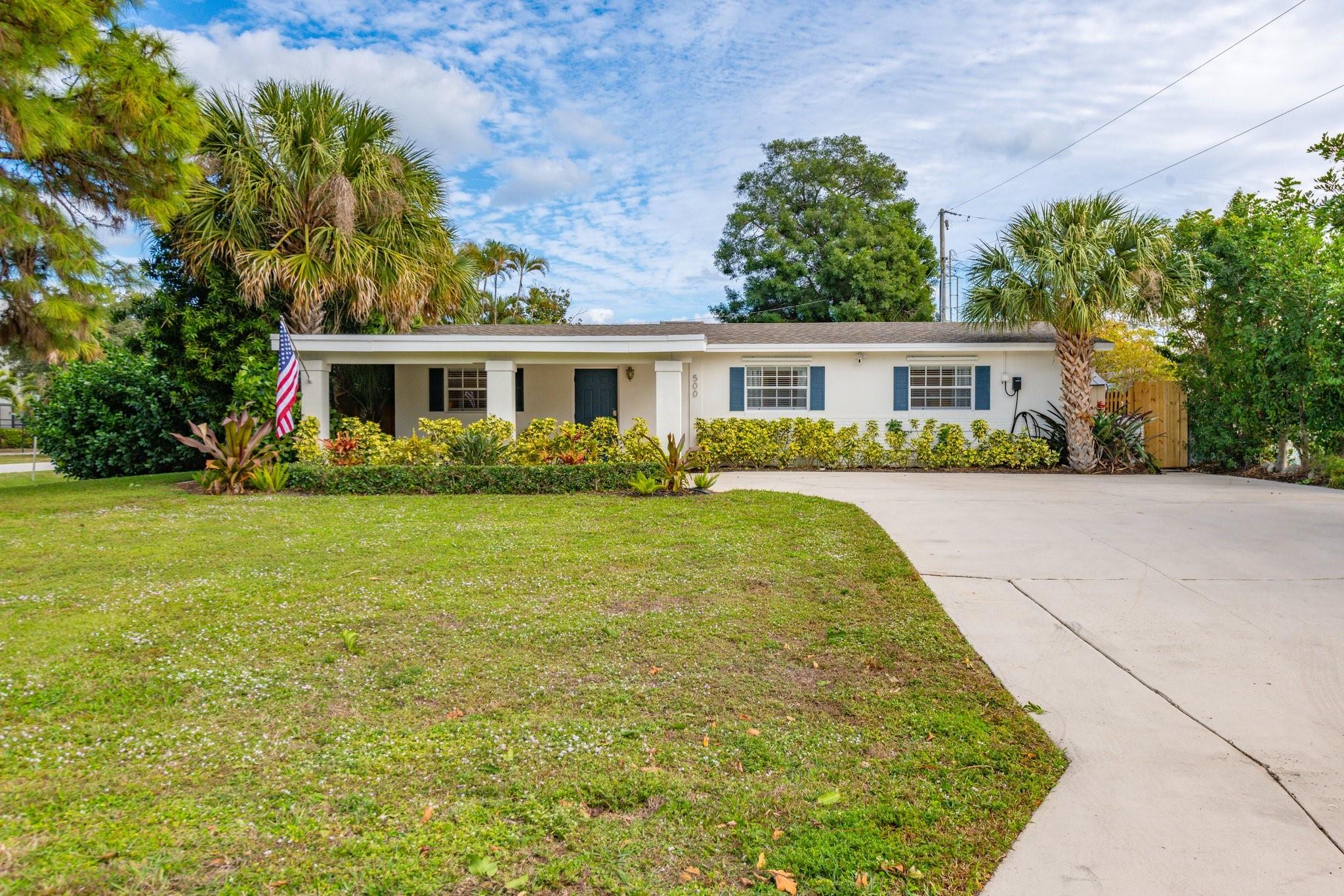 Palm Beach Gardens Estate - Residential