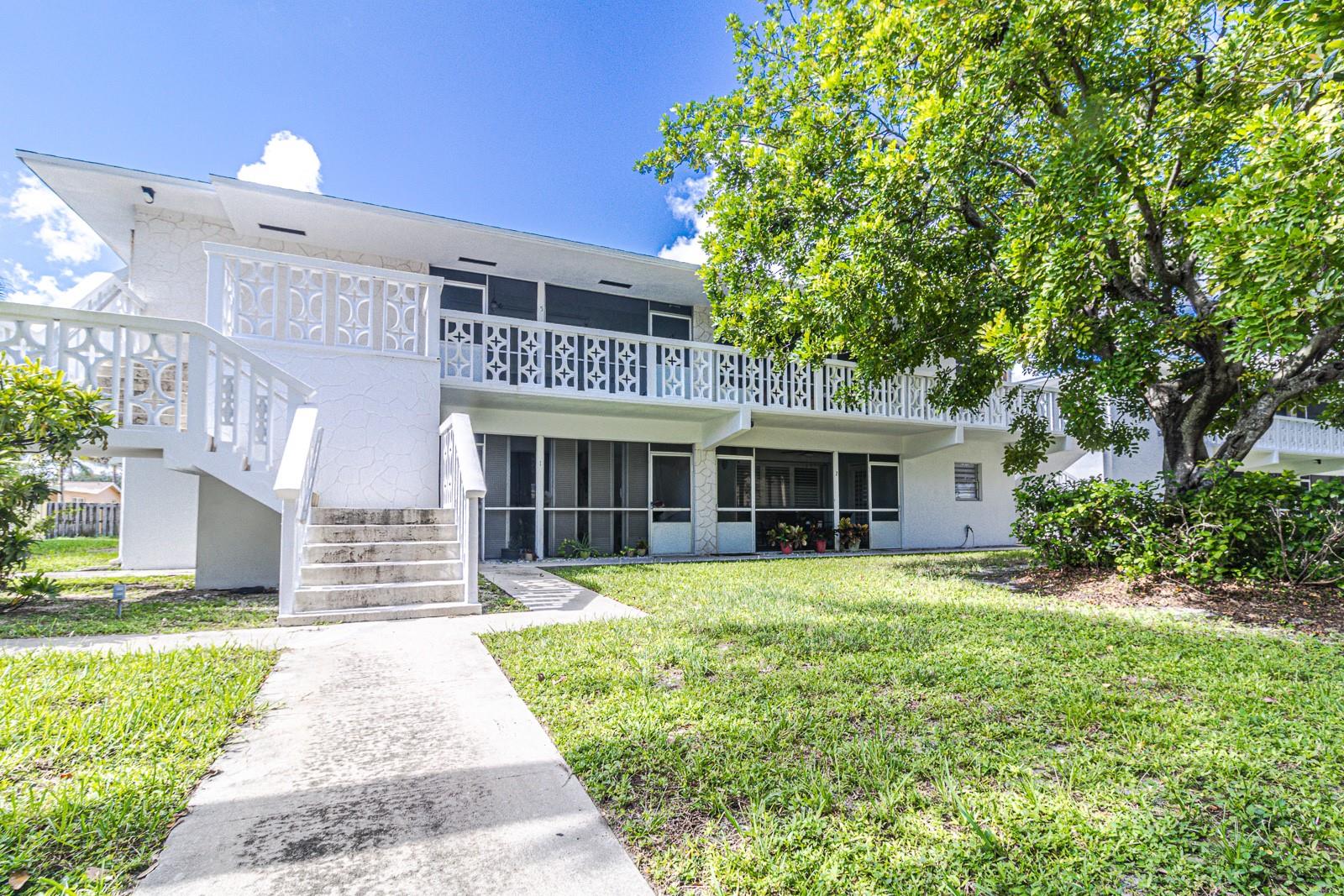 540 N Luna Ct 2