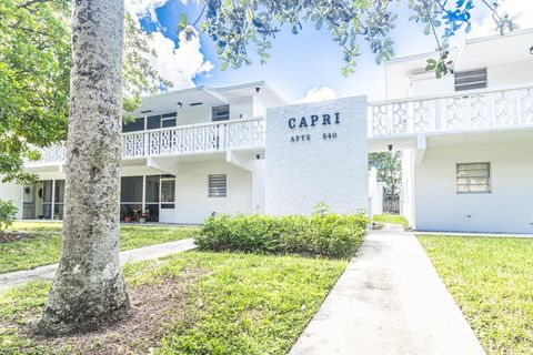540 N Luna Ct 2 Hollywood FL 33021