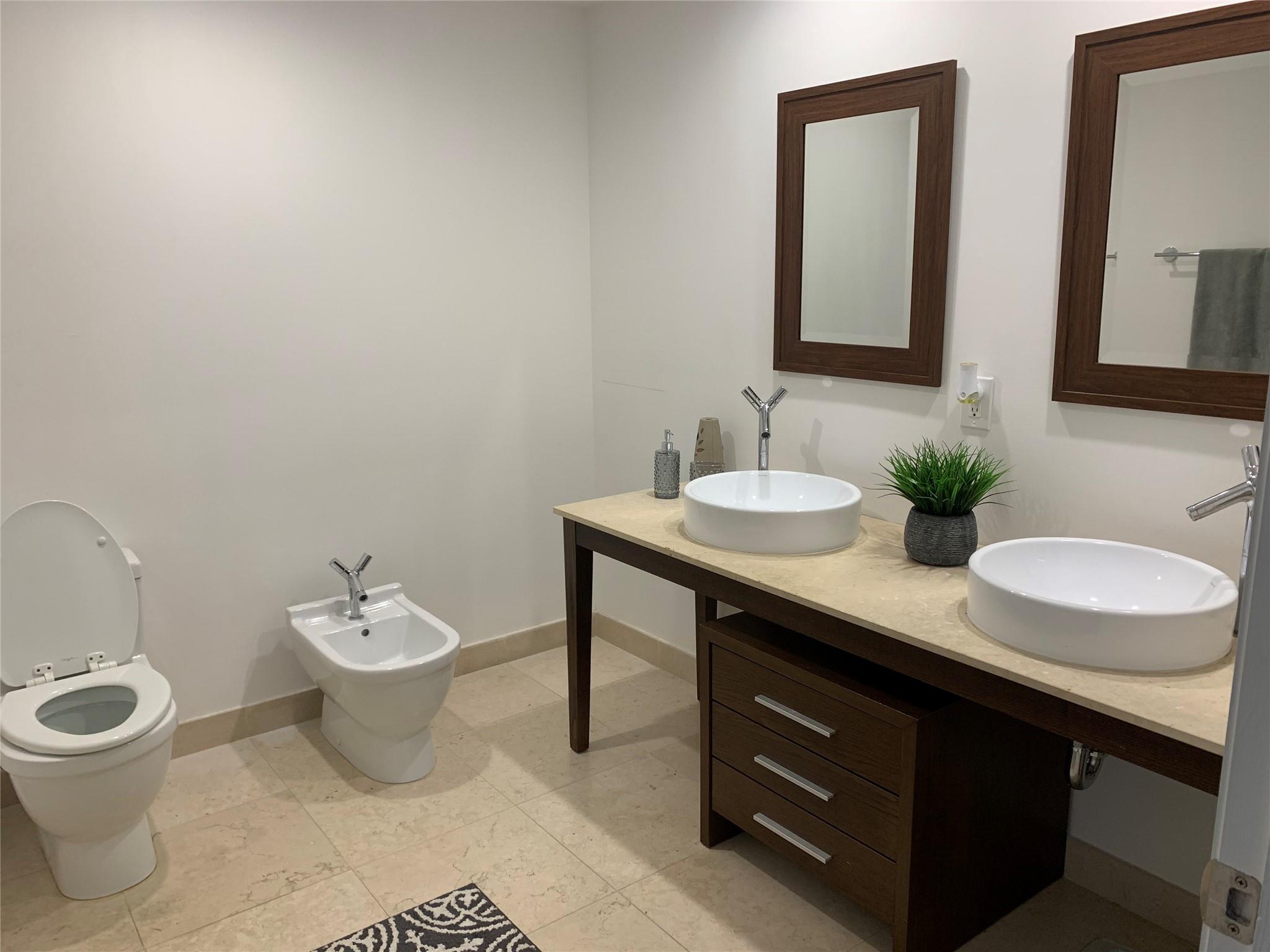 ICON BRICKELL NO TWO - Residential Lease