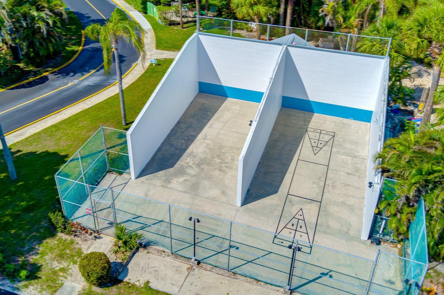 VILLAS OF OCEAN DUNES - Residential Lease