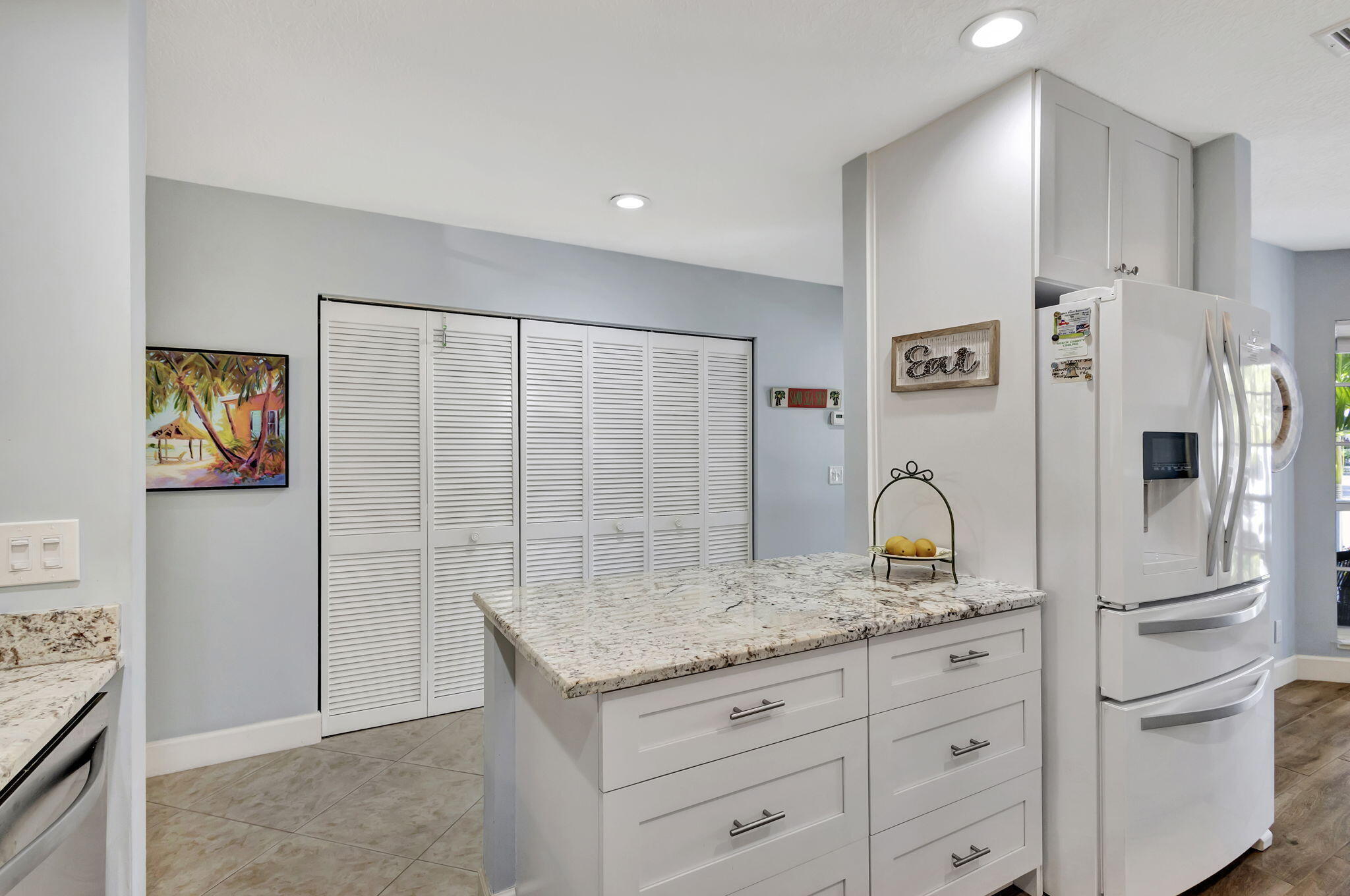 VILLAS OF OCEAN DUNES - Residential Lease