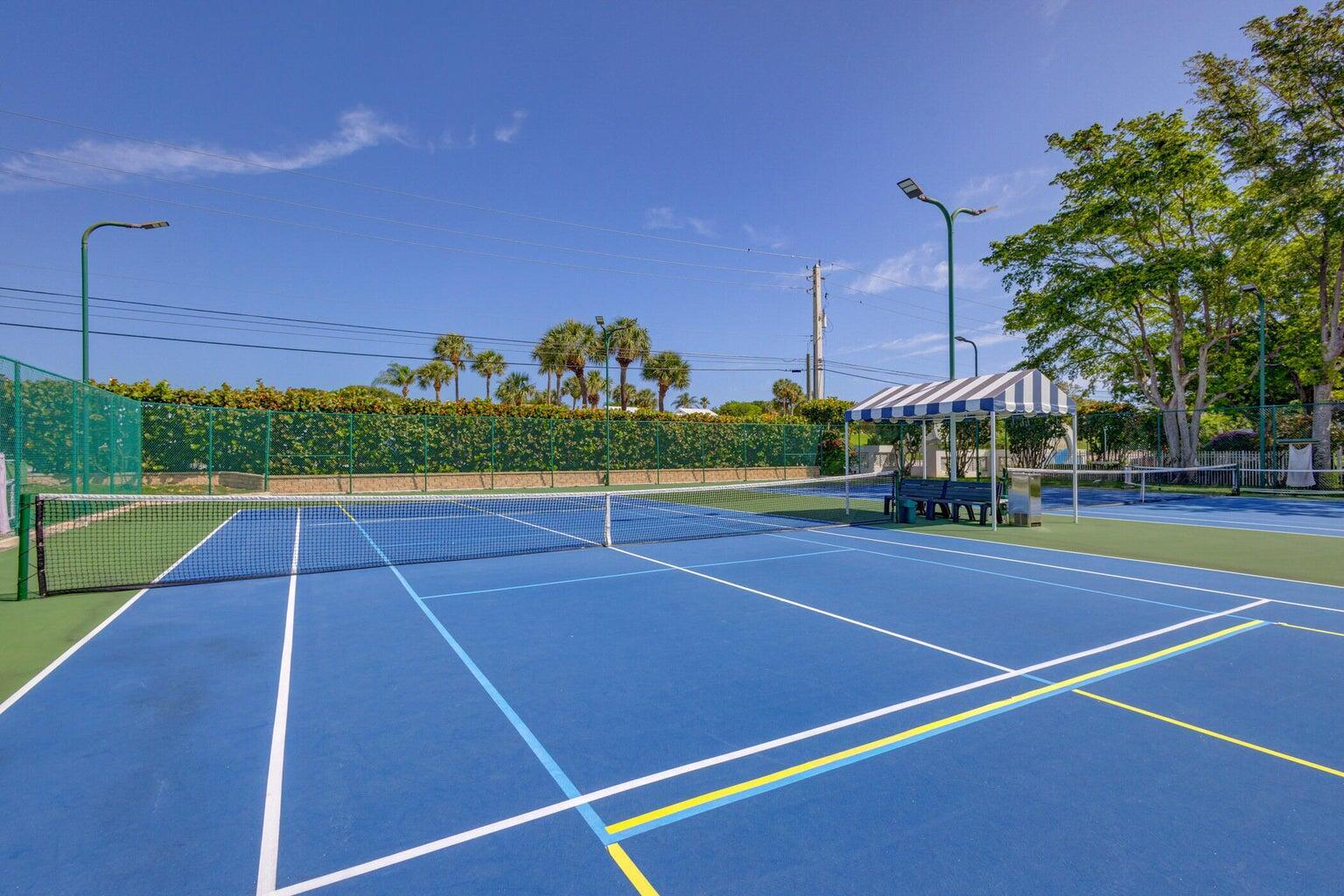 VILLAS OF OCEAN DUNES - Residential Lease