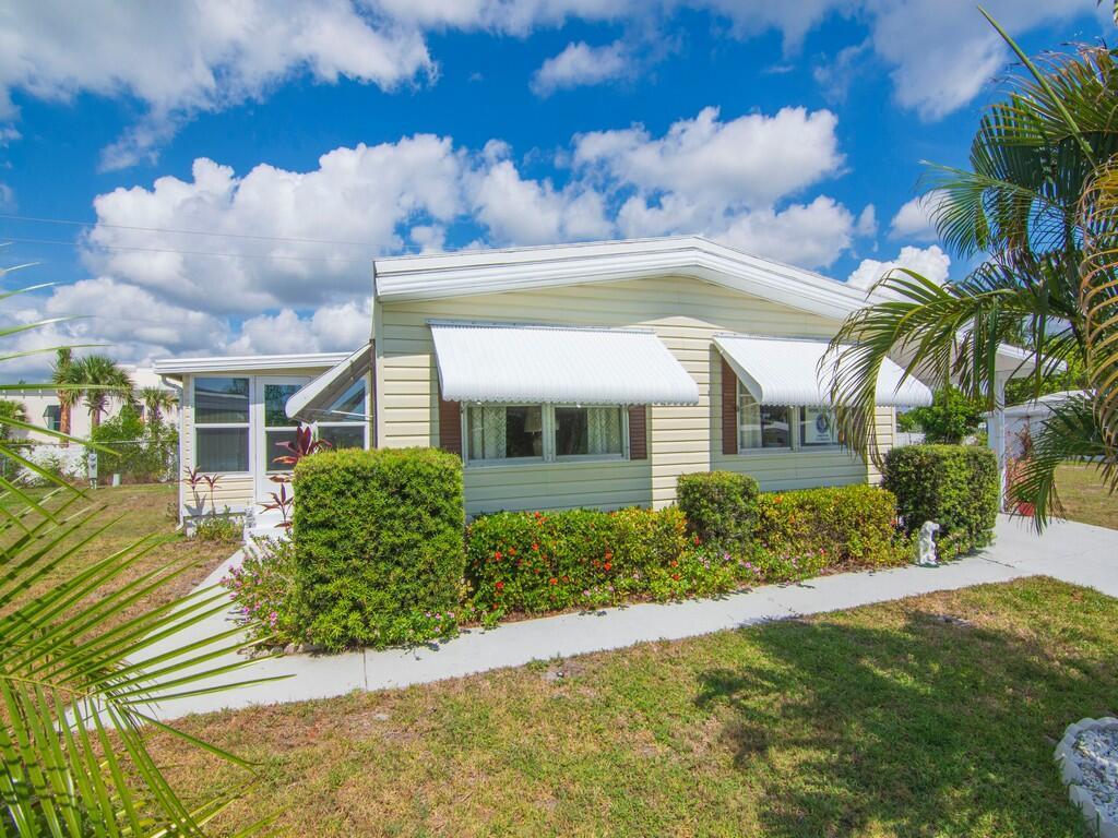 Pinelake Village - Residential