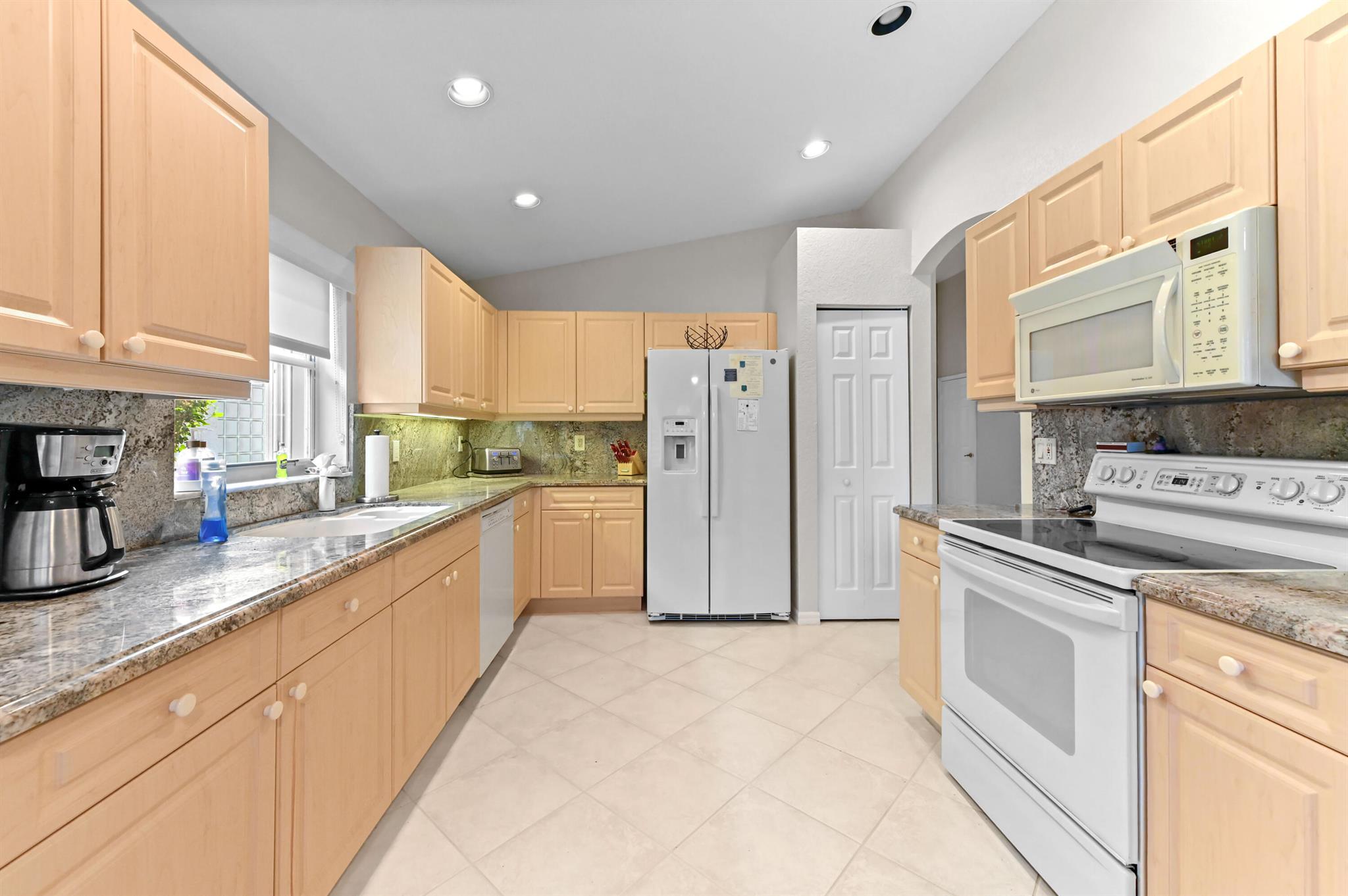 Ponte Vecchio West - Residential