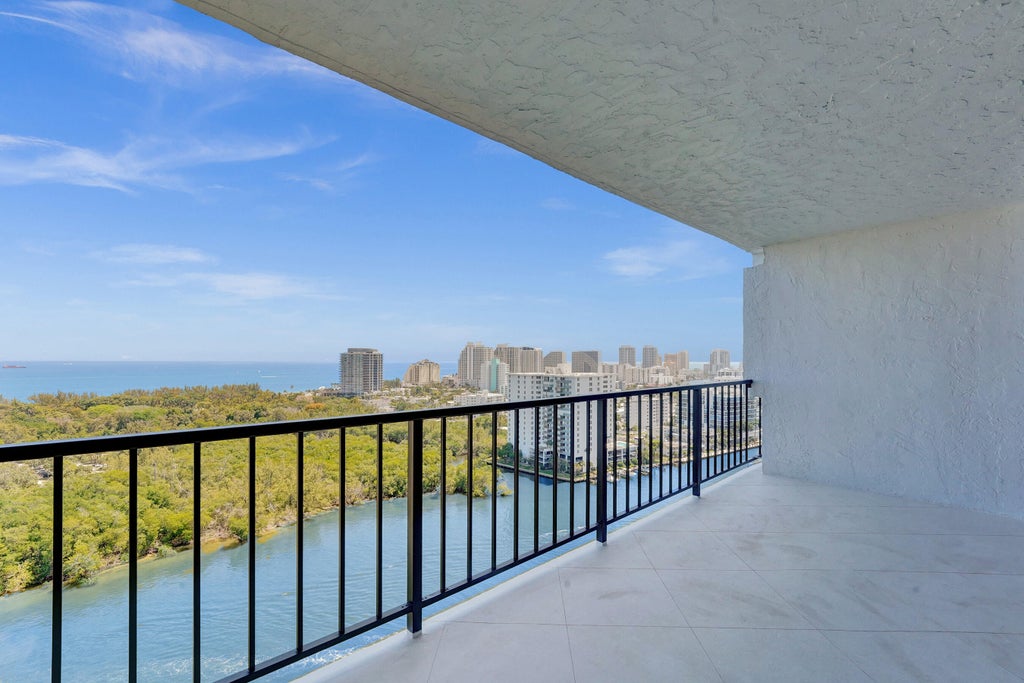 Photo of 936 Intracoastal Drive #22F, Fort Lauderdale, FL 33304 (MLS # B26054326)