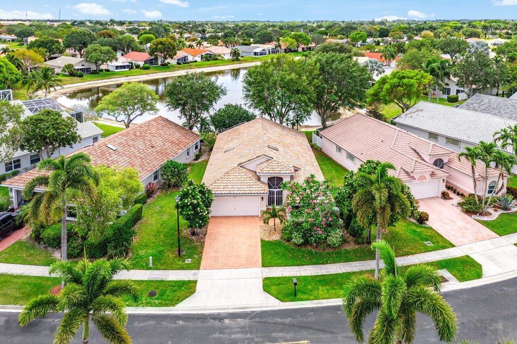 Photo of 12835 Coral Lakes Drive, Boynton Beach, FL 33437 (MLS # R11087367)