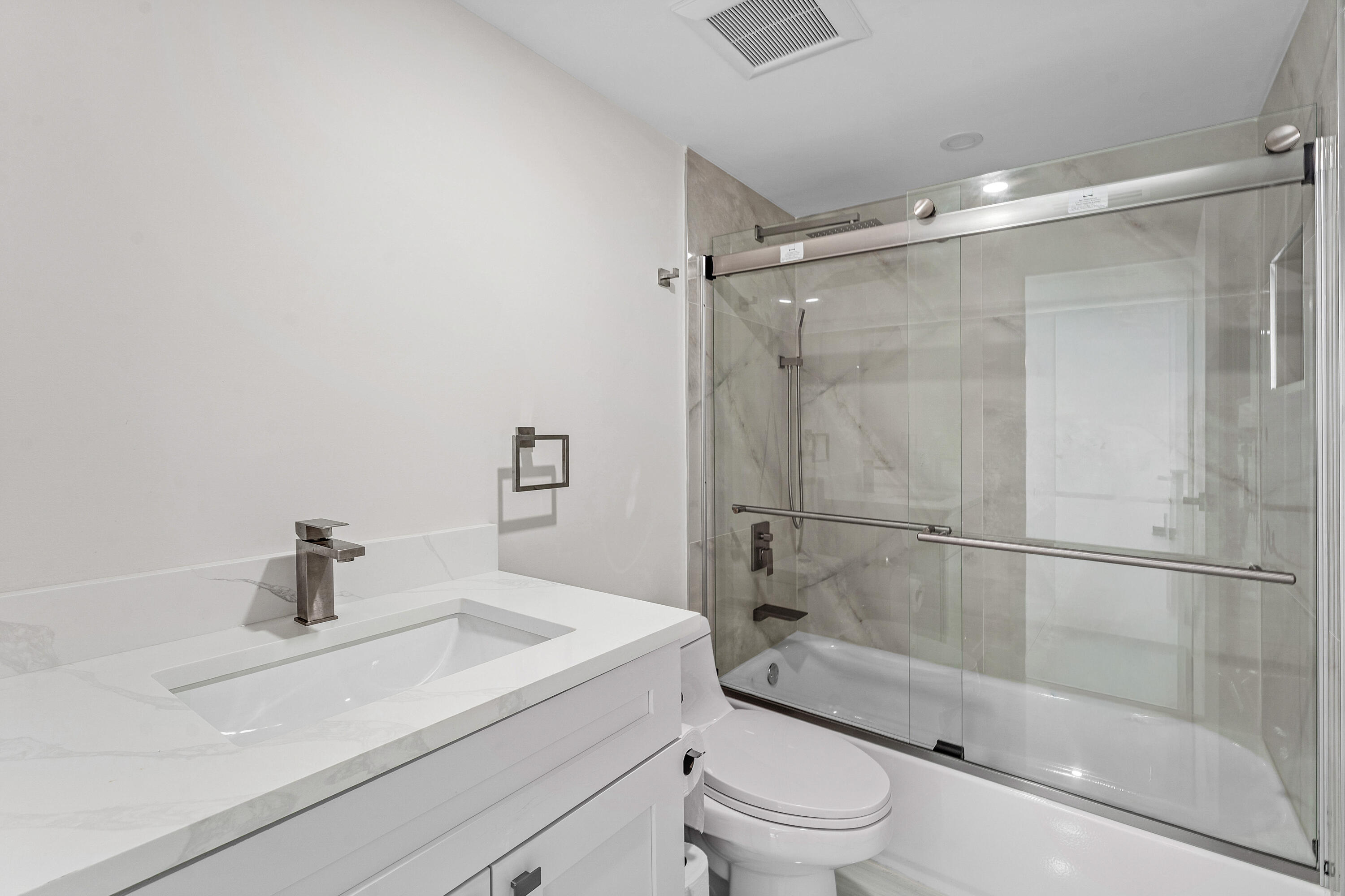 SEAGRAPE CONDO - Residential