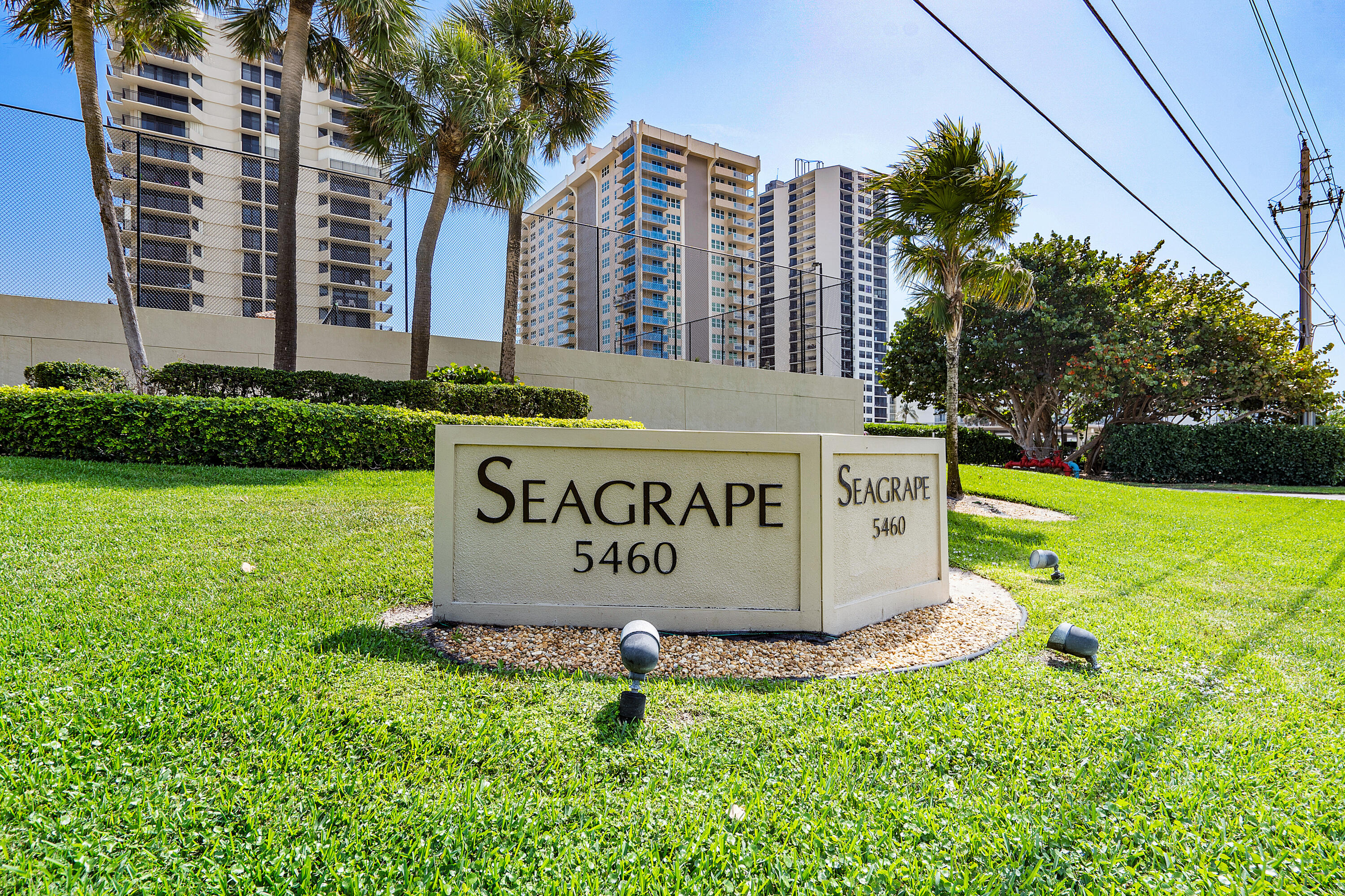 SEAGRAPE CONDO - Residential