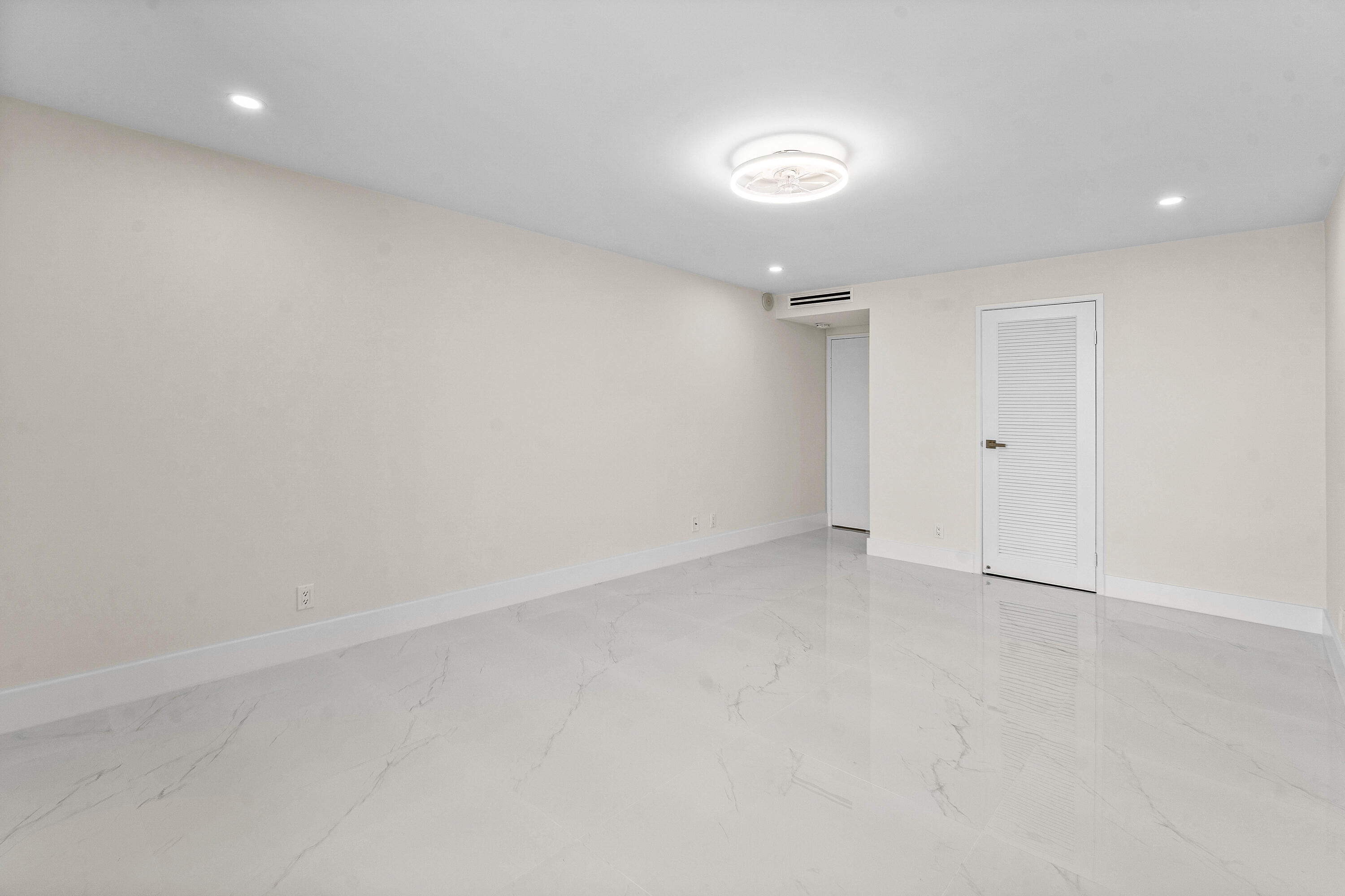 SEAGRAPE CONDO - Residential