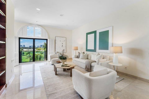 Tiny photo for 2 N Breakers Row ROW #N PH4, Palm Beach, FL 33480 (MLS # B26090628)