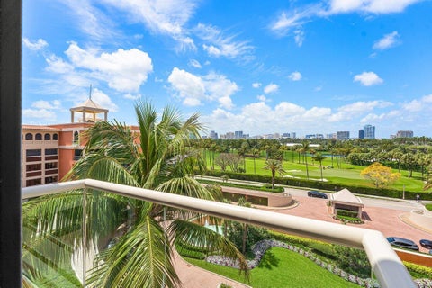 Tiny photo for 2 N Breakers Row ROW #N PH4, Palm Beach, FL 33480 (MLS # B26090628)