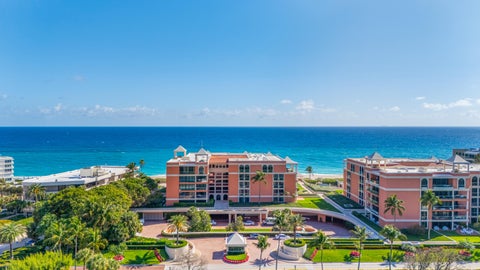 Tiny photo for 2 N Breakers Row ROW #N PH4, Palm Beach, FL 33480 (MLS # B26090628)