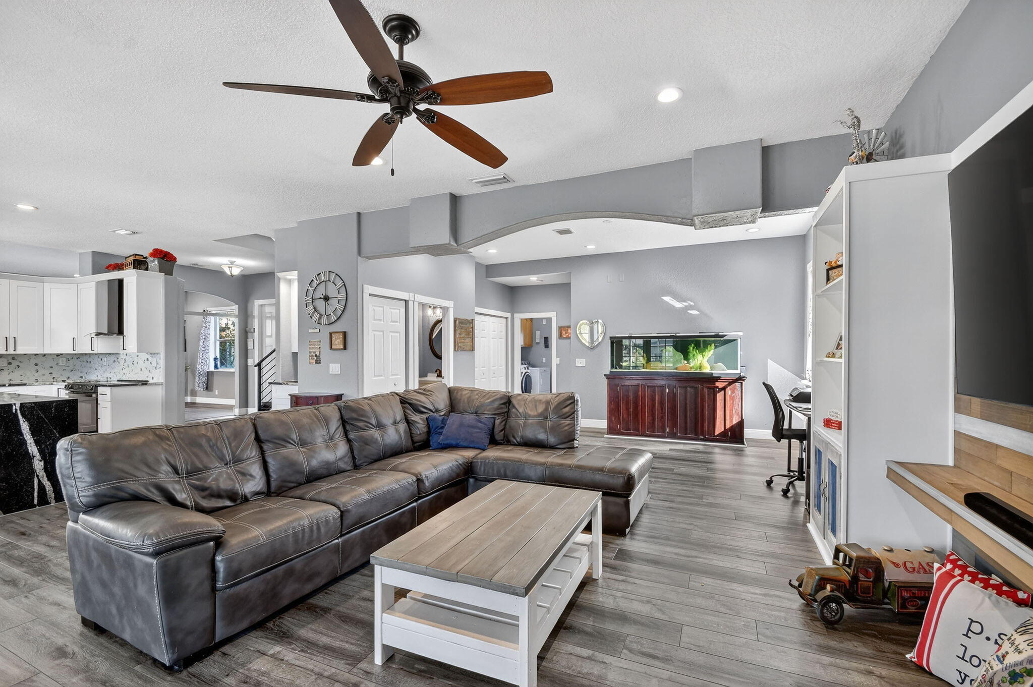 WINSTON TRAILS PAR 8 - Residential