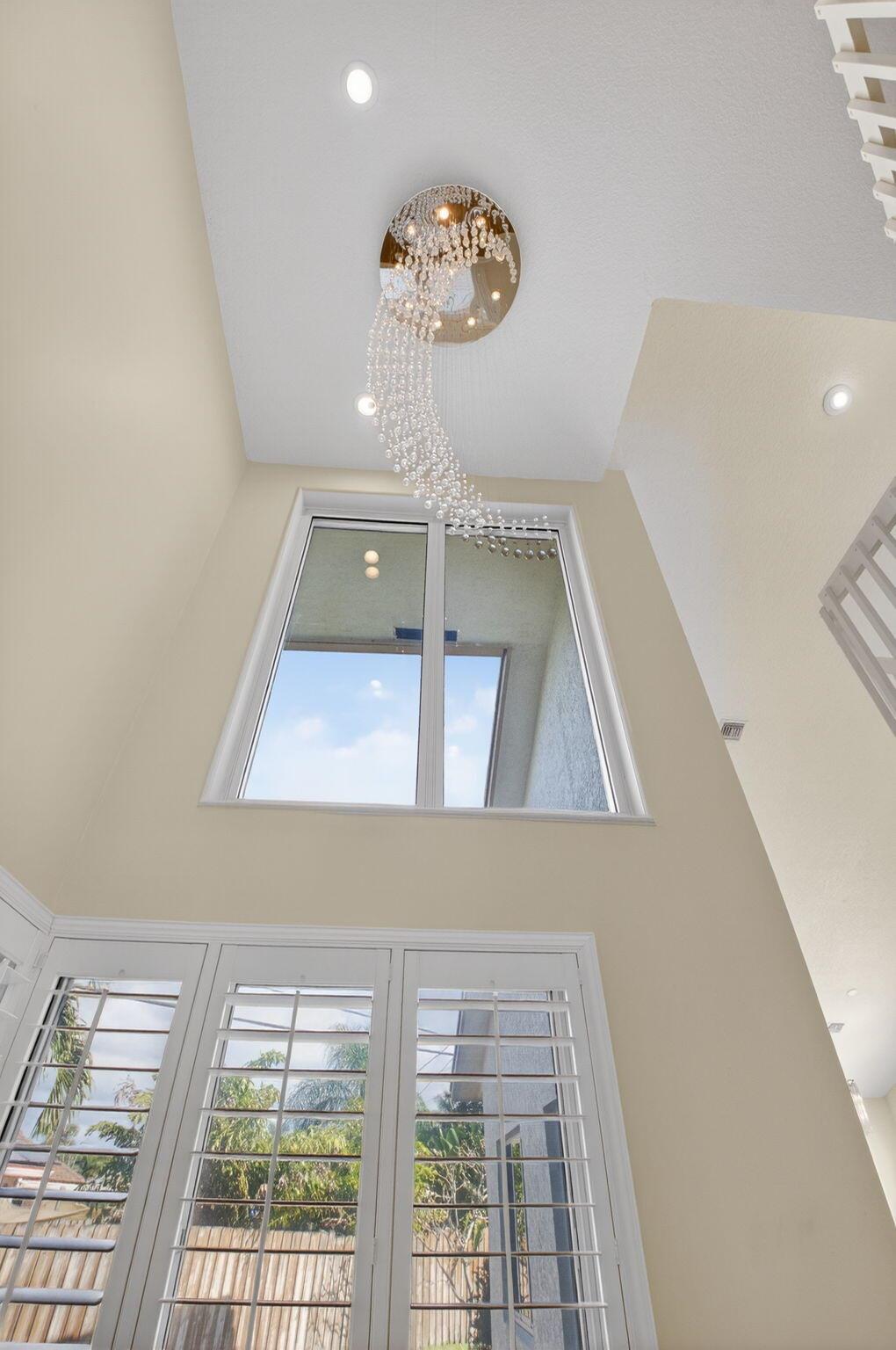 BOCA RATON HILLS SEC 3 - Residential