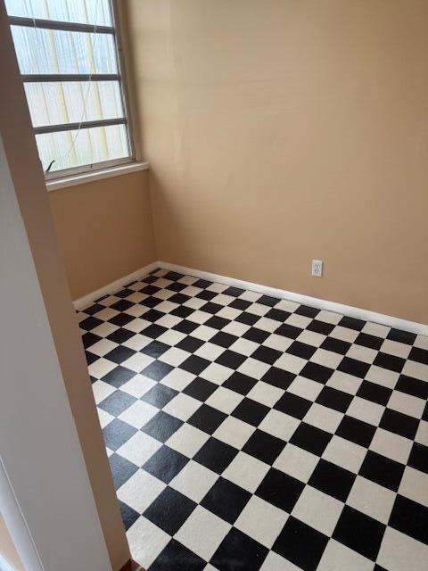 FOUR SEA SUNS CONDO - Residential