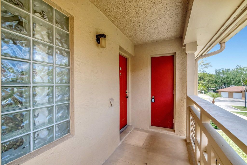Photo of 4847 Via Palm Lakes #1021, West Palm Beach, FL 33417 (MLS # B26040785)