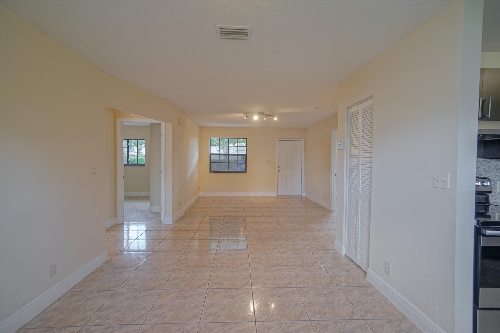 Miami Gardens Estates 22- - Residential Lease
