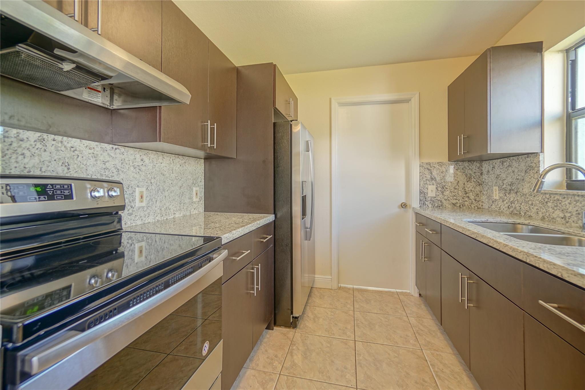 Miami Gardens Estates 22- - Residential Lease