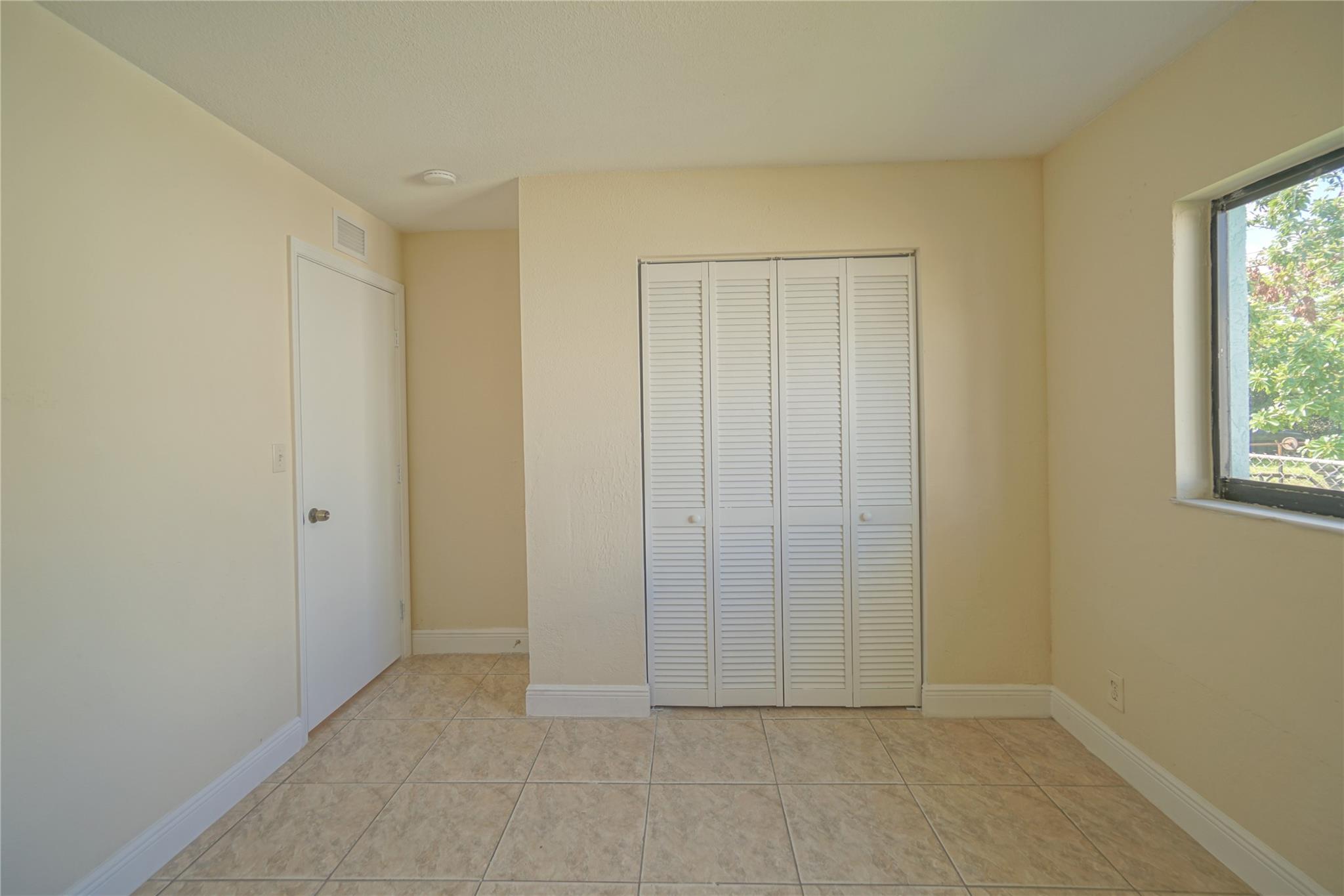 Miami Gardens Estates 22- - Residential Lease