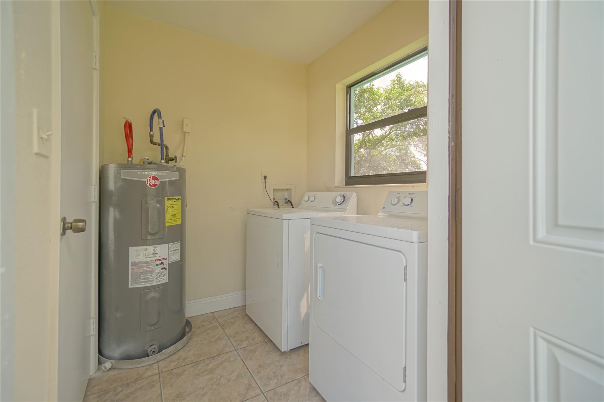 Miami Gardens Estates 22- - Residential Lease