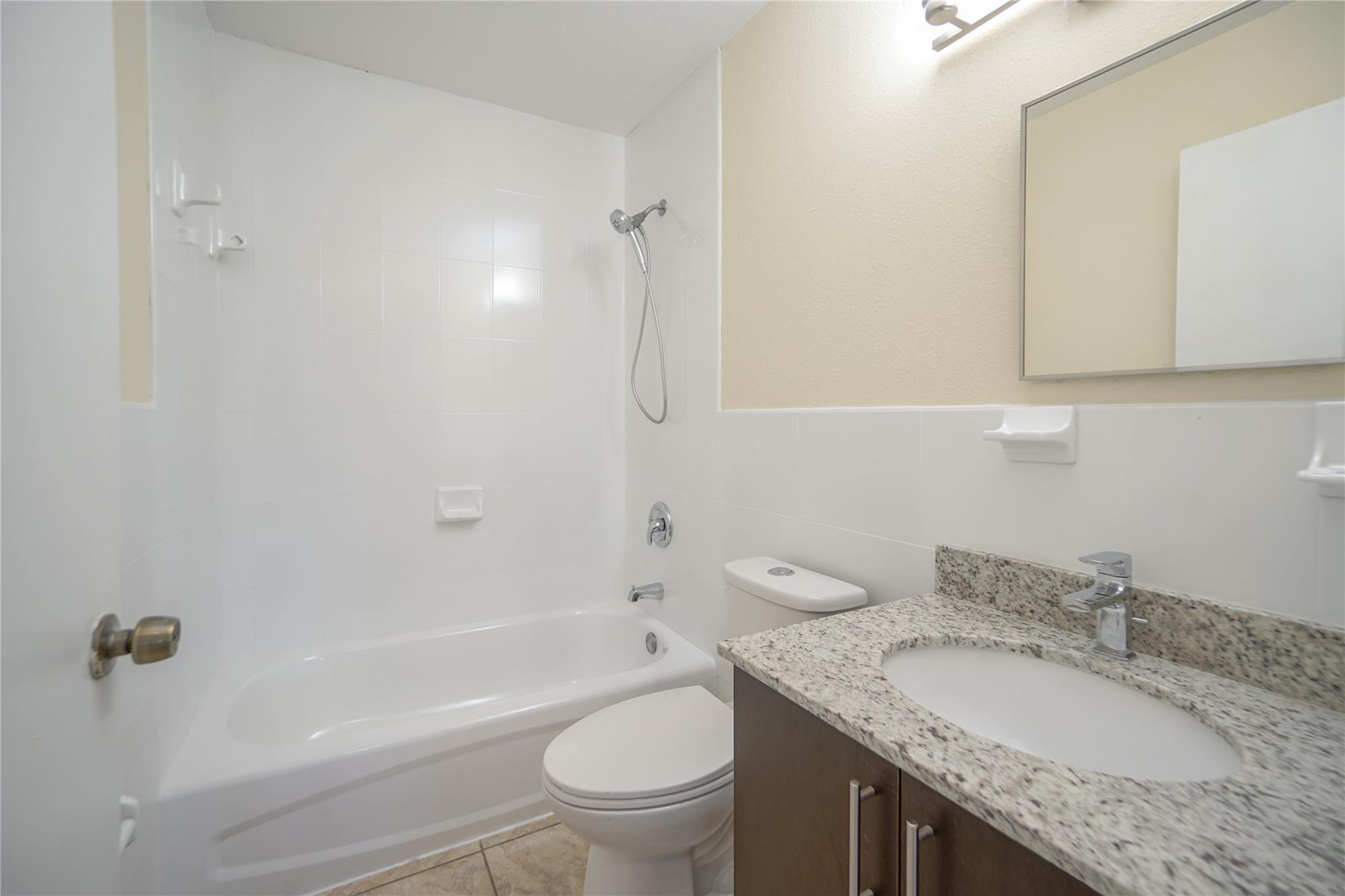 Miami Gardens Estates 22- - Residential Lease