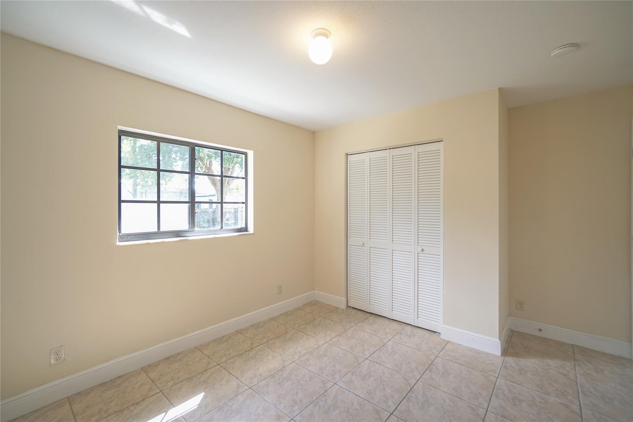 Miami Gardens Estates 22- - Residential Lease