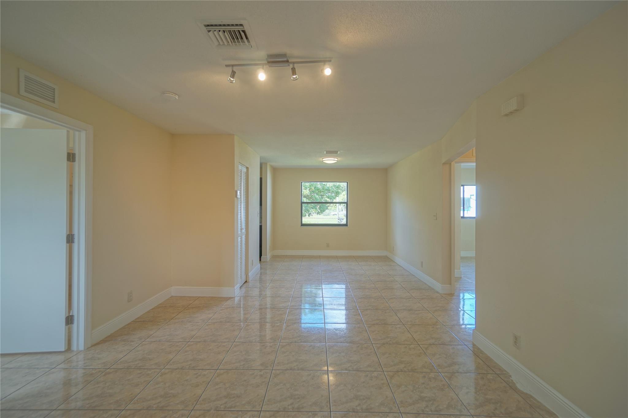Miami Gardens Estates 22- - Residential Lease