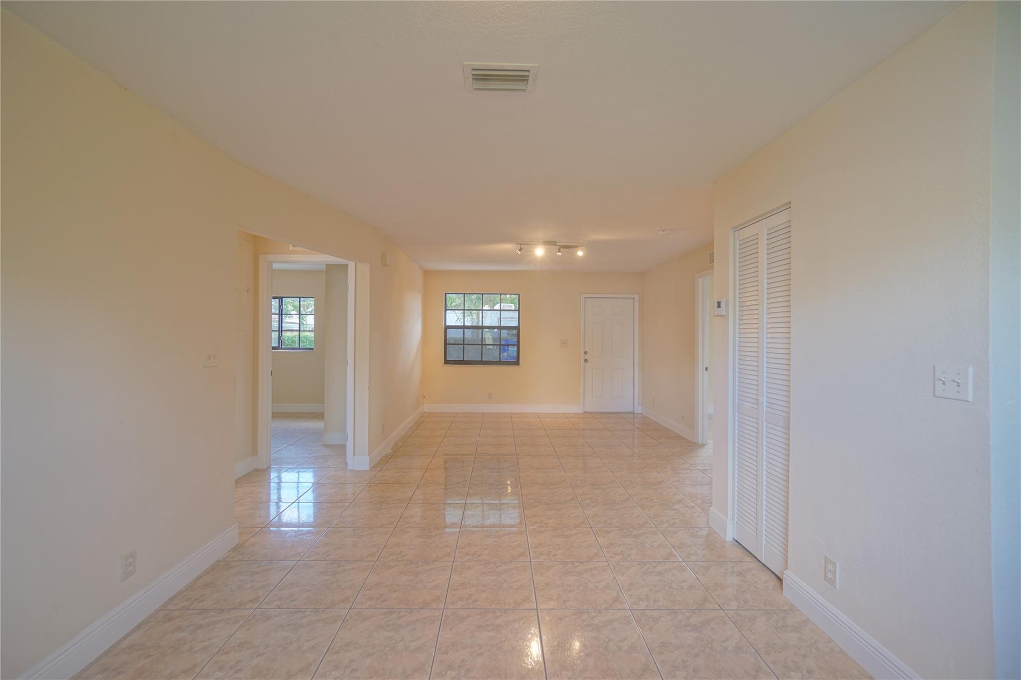 Miami Gardens Estates 22- - Residential Lease