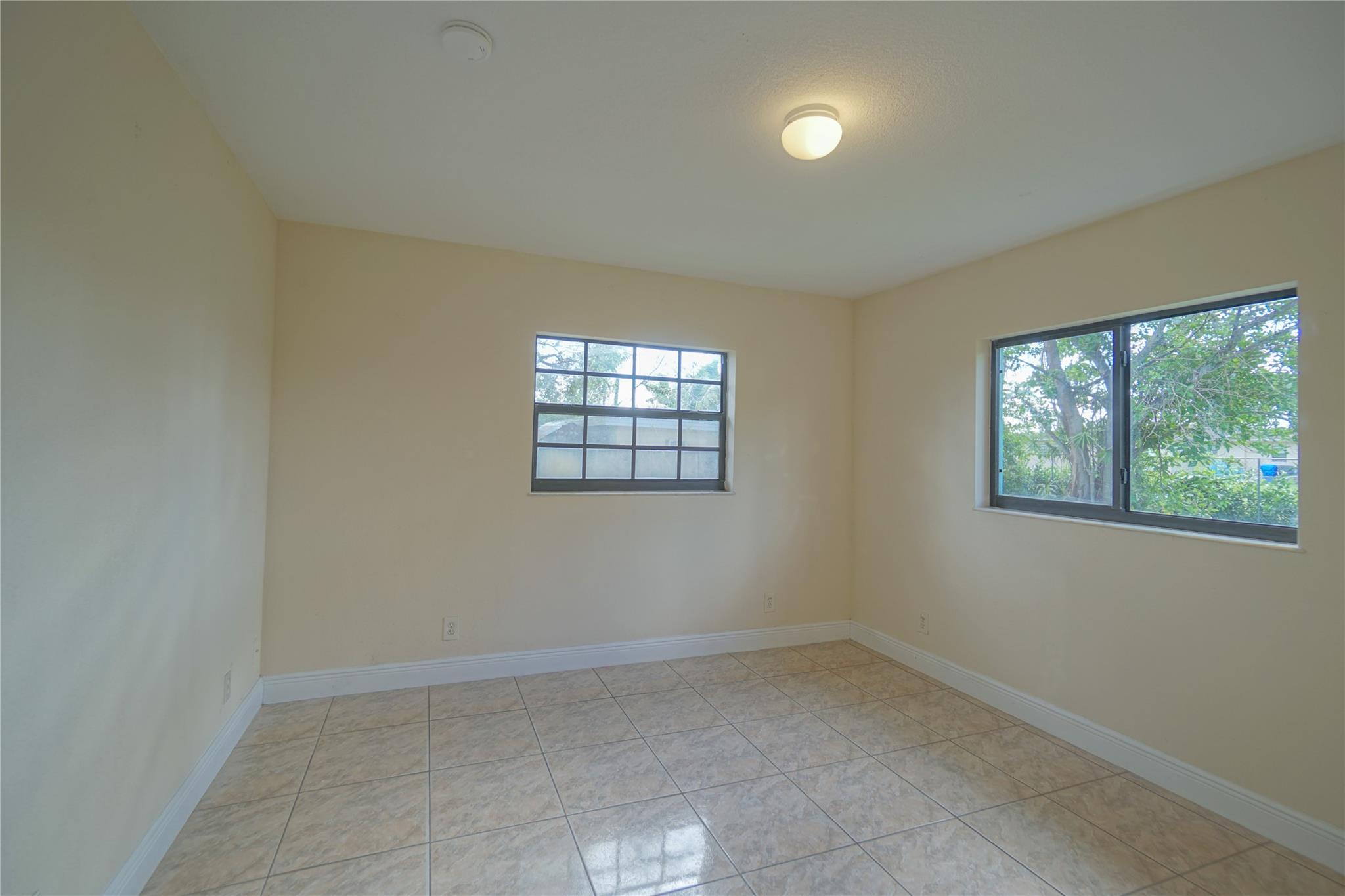 Miami Gardens Estates 22- - Residential Lease