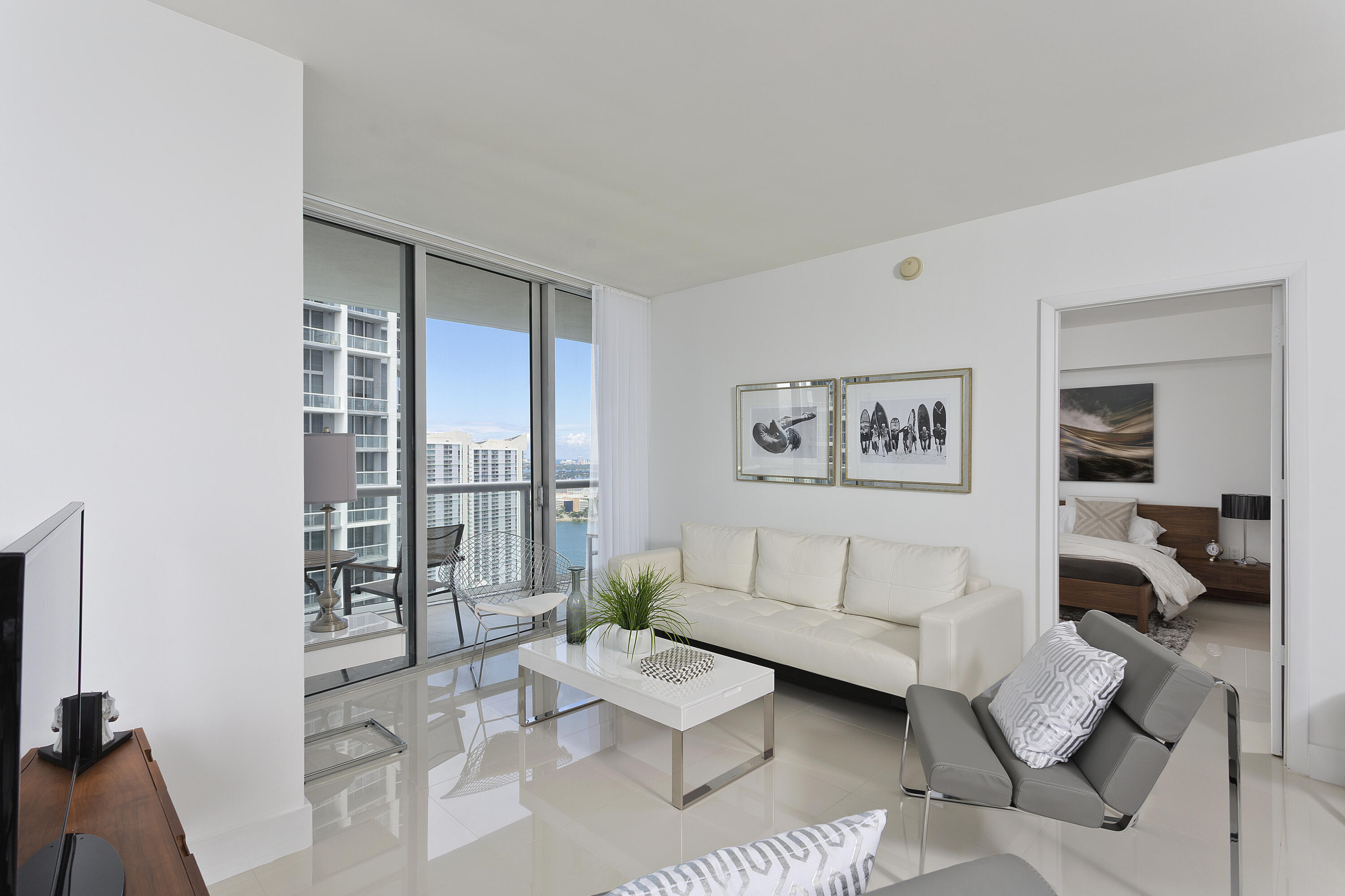 495 Brickell Avenue 4010